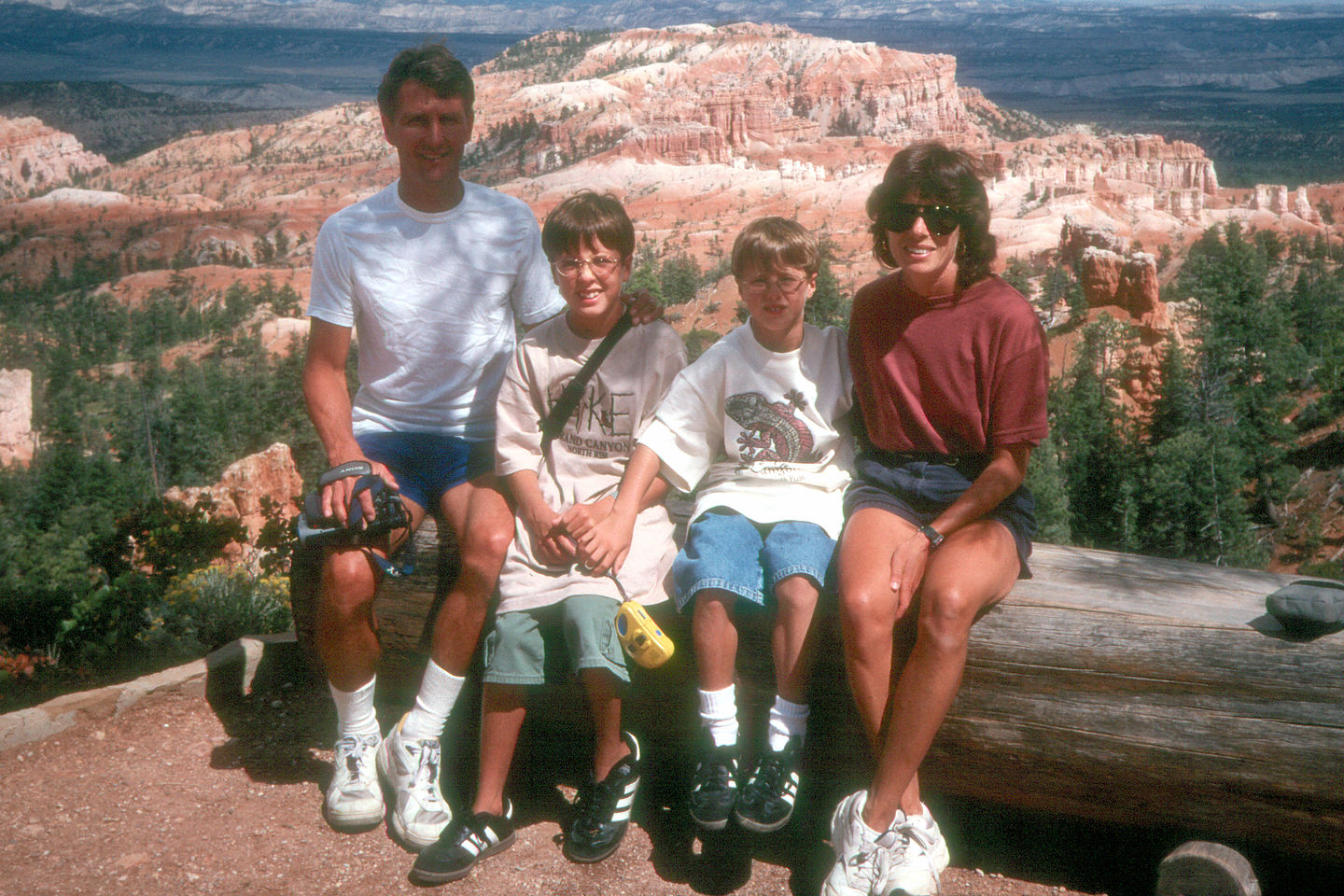 Family along Rim Trail at Bryce Canyon