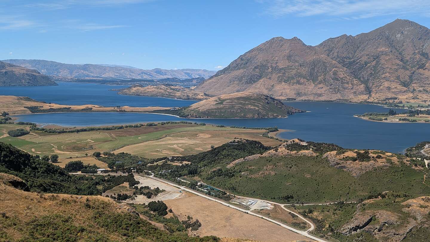 Lake Wanaka Viewpoint