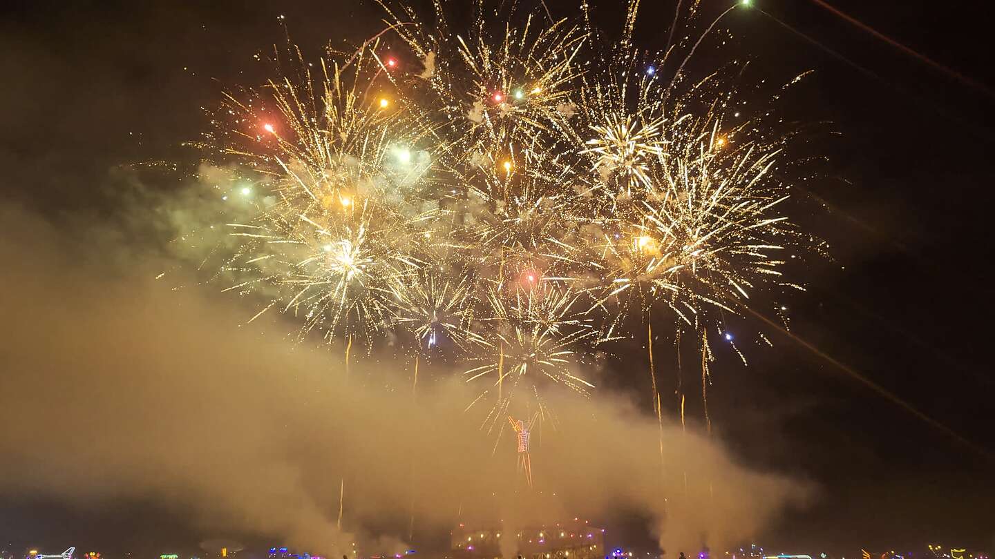 Pyro show