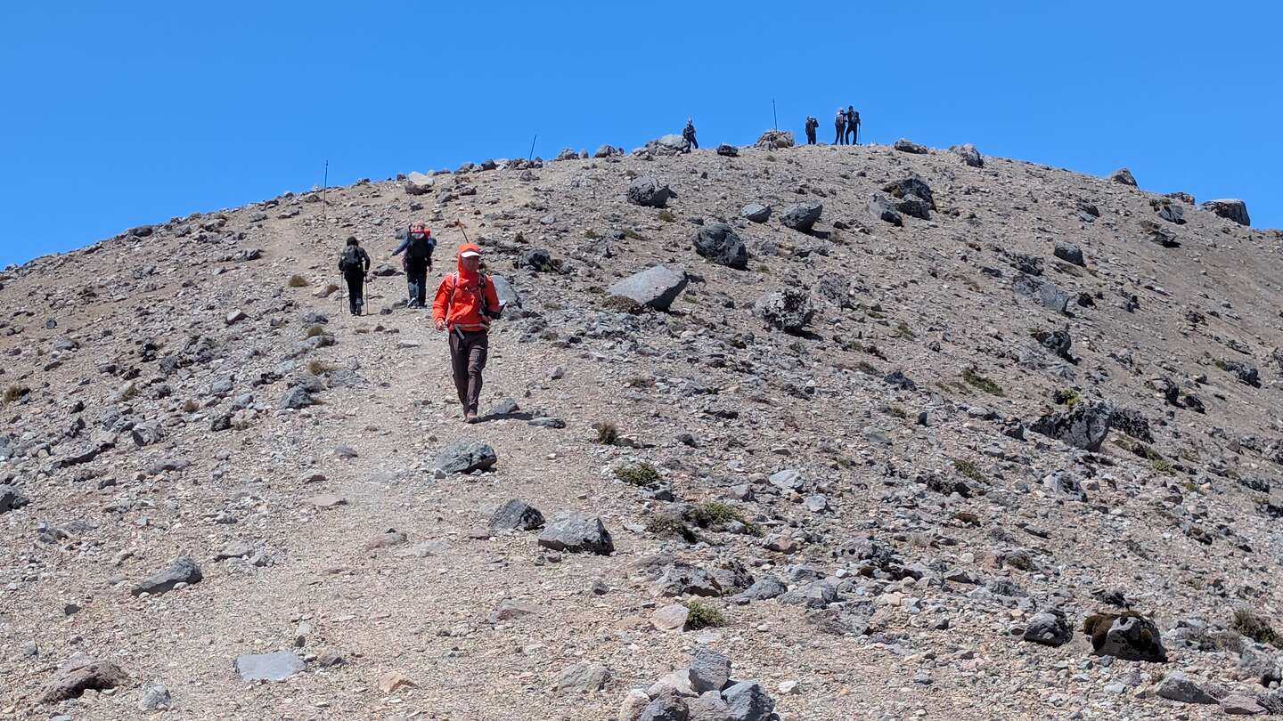 Back to Lower Toma Lake