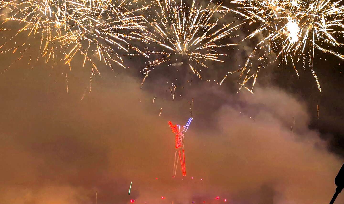 Pyro show