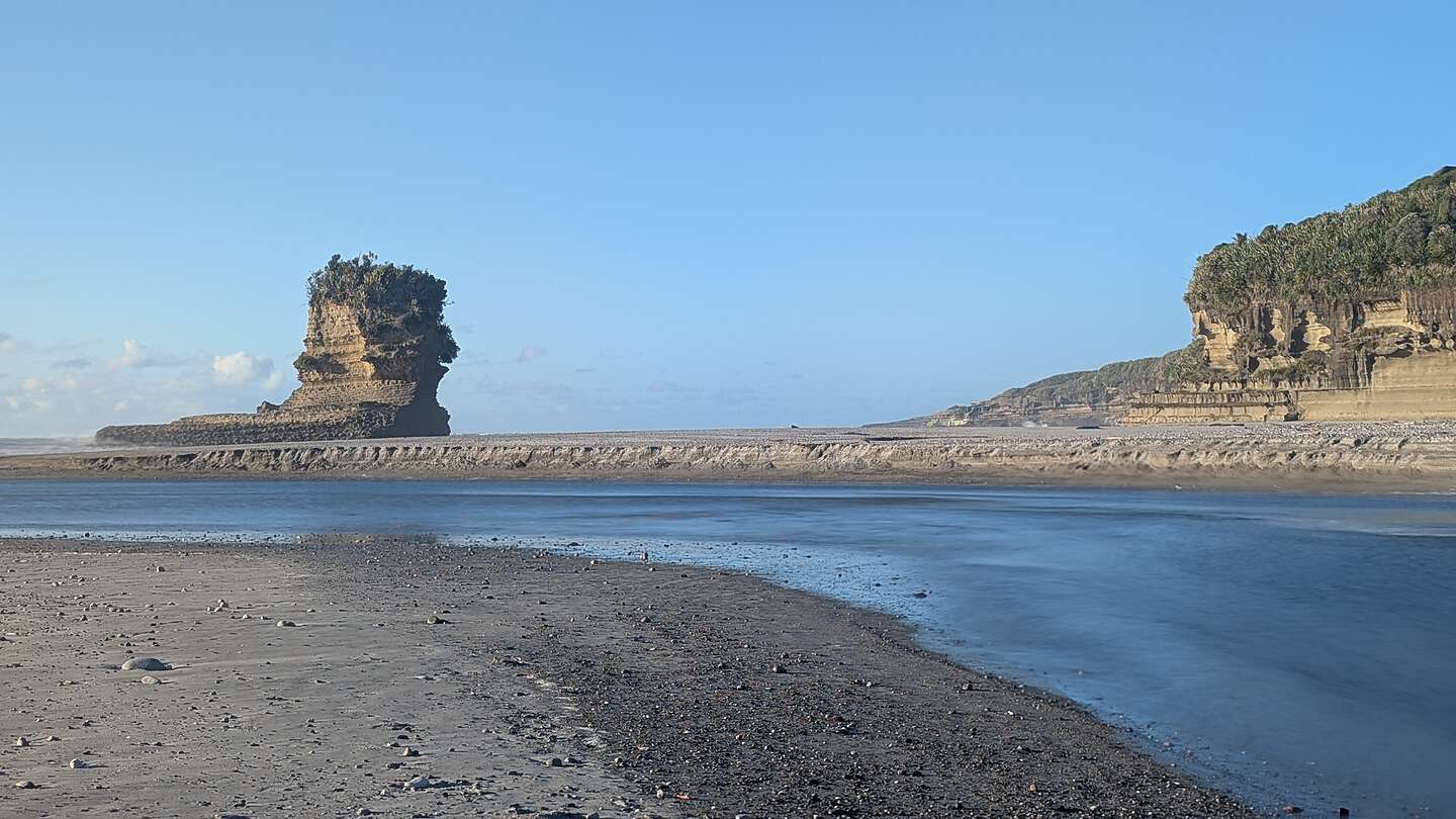 Punakaiki Beach sea stack